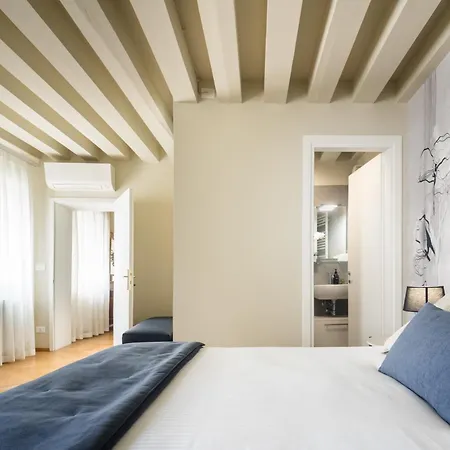 San Giovanni E Paolo Canal View R&r البندقية